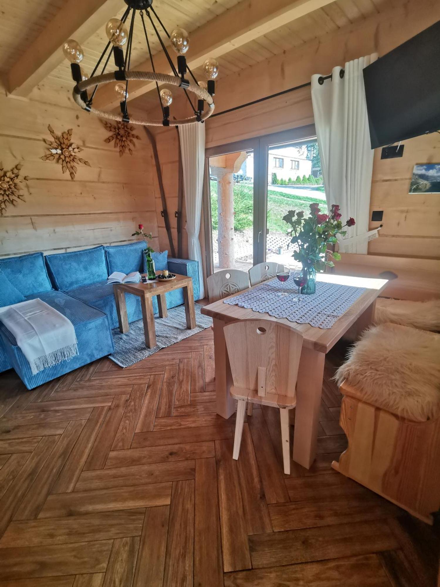 Malowany Domek W Gorach Ciche  Exterior photo